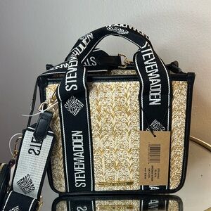 NEW! Cross body small black,straw tote